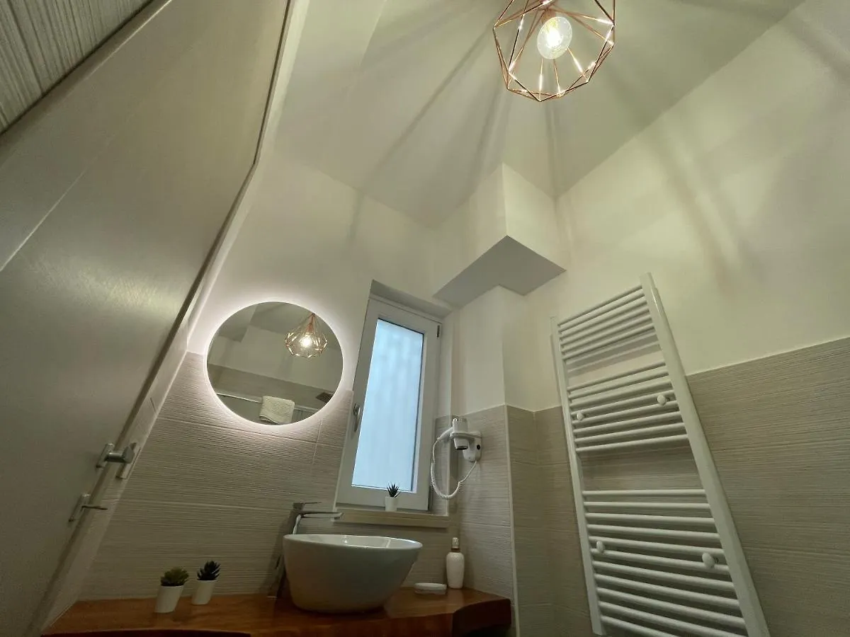 Bed and Breakfast Relais Petruzzelli Bari 0*,  Italia